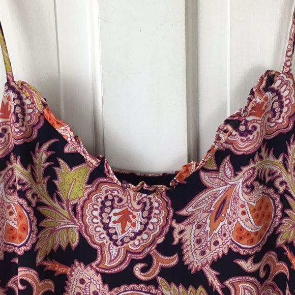Loft Floral V-neck Cami Tank Ruffle Trim - Picture 2 of 5